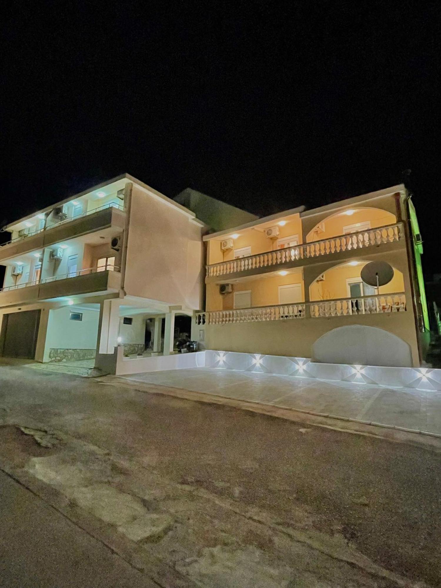 Apartments Onyx Ulcinj Exterior foto